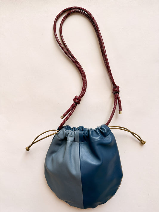 Bourse Le mignon cuir Gris et bleu